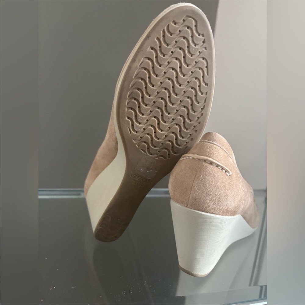 Geox Light Tan Wedge Heels - Picture 3 of 6